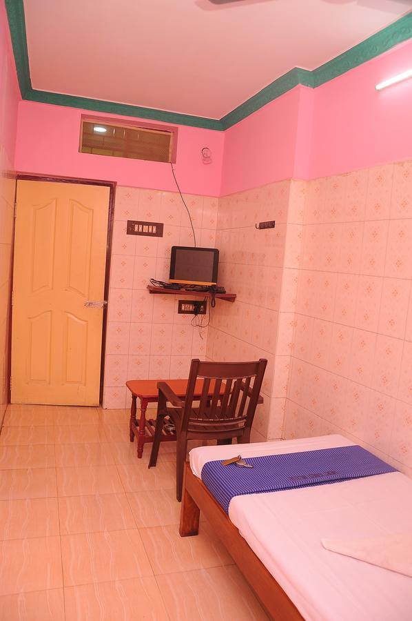 Merit Guest House Chennai Eksteriør bilde